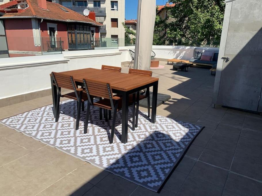 Atico Con Preciosa Terraza En Algorta Apartment Getxo Ngoại thất bức ảnh