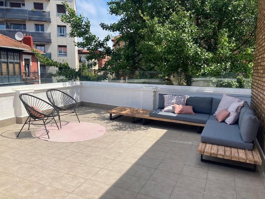Atico Con Preciosa Terraza En Algorta Apartment Getxo Ngoại thất bức ảnh